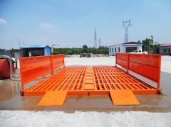 全国许多建筑工地强制安装山东工程洗轮机1
